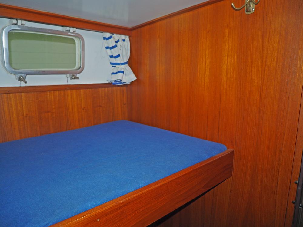 Aft cabin, Accommodation